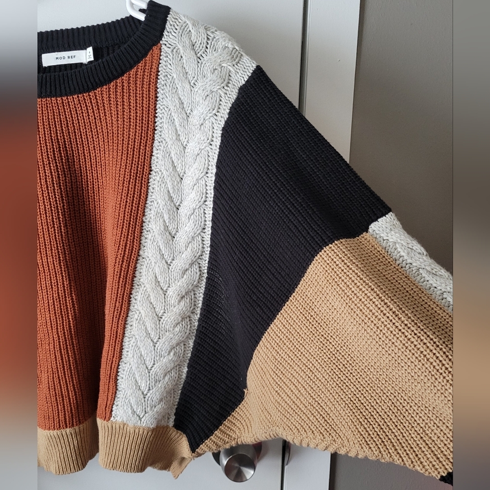 Mod Ref Color Block Sweater - Picture 3 of 6